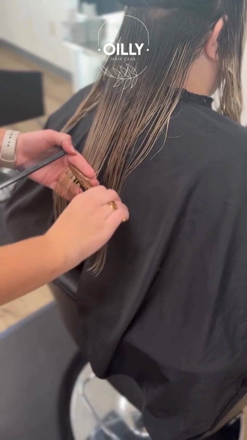 Instagram post from oillyhaircare. This post is in position 3.